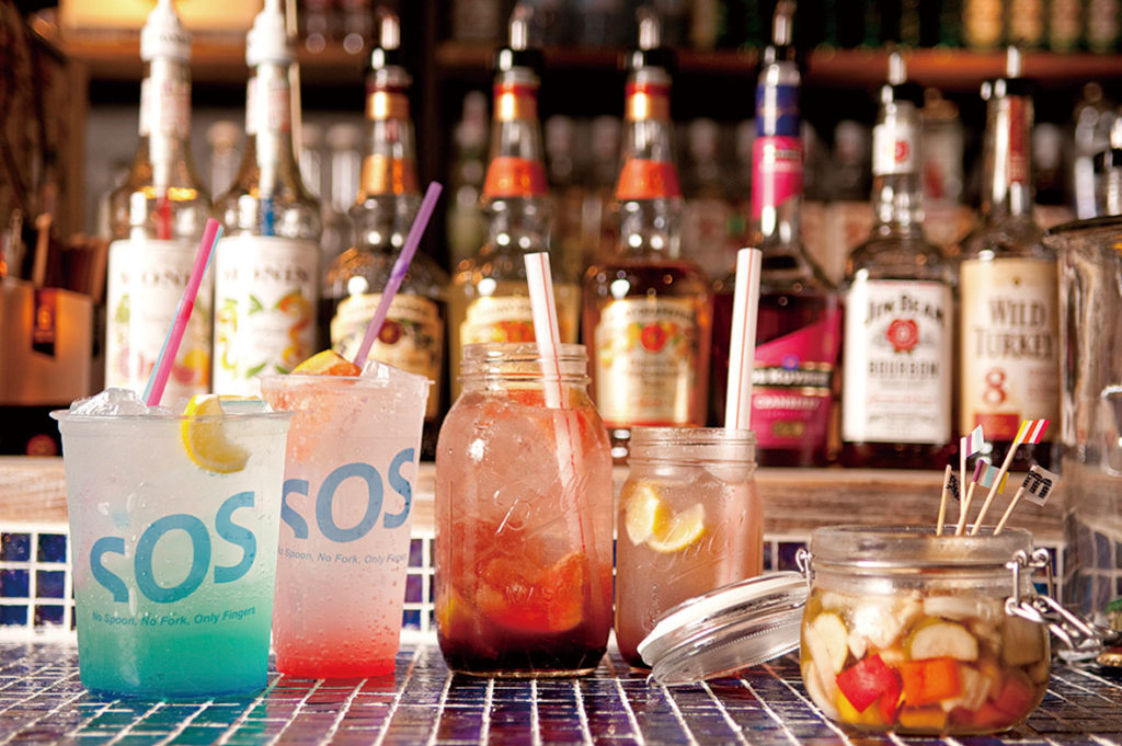 『WILD FINGER SOS』ハマる人続出！「SOS」の手掴みシーフード