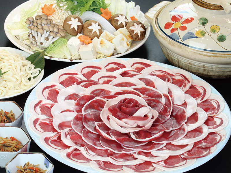 『白鳥温泉』美しい山と川に囲まれた、知る人ぞ知る秘湯