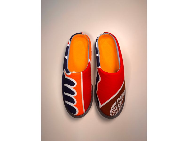 2026年4月10日（金）〜26日（日）染匠 吉野屋×徳武産業 初の共同企画 「四国こんぴら歌舞伎大芝居」の開催に合わせた限定ルームシューズを販売！【香川県仲多度郡琴平町】