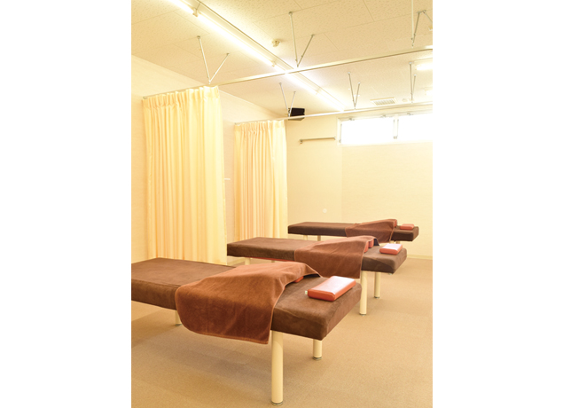 『すずらん鍼灸整骨院　スズランシンキュウセイコツイン』体の不調を姿勢と美容から全面サポートしてくれる鍼灸整骨院