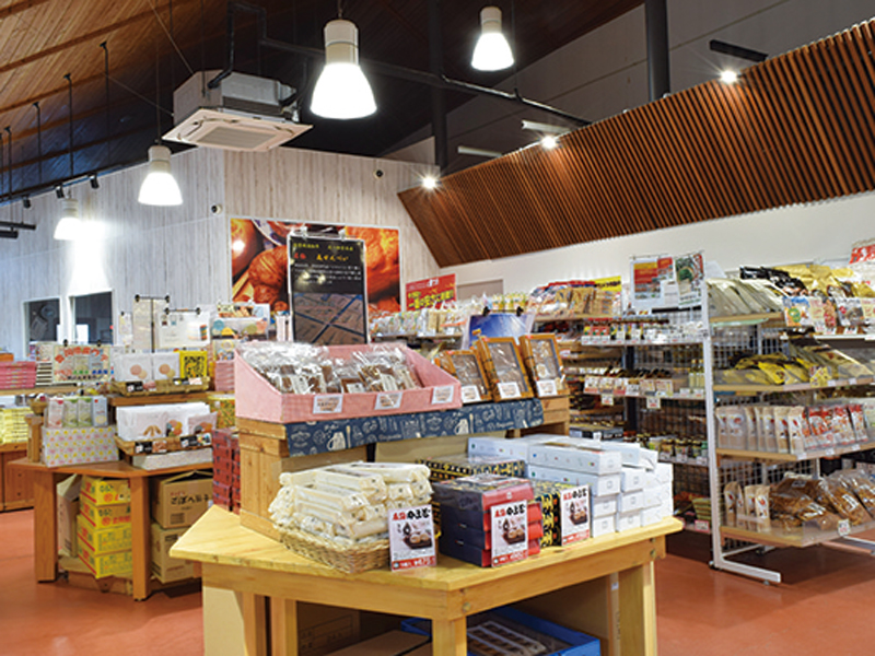 『道の駅 たからだの里さいた』地元の恵みが集まる「たからだの里さいた」で 五感で感じる夏を愉しんで【香川県三豊市財田町】