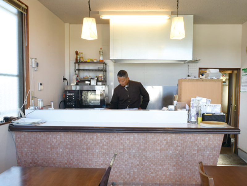 鮮やかな御膳が人気のお店が移転OPEN