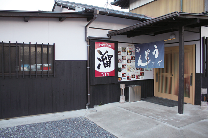 たっぷり明太子のピリリ感とマイルドな温玉の魅惑の饗宴