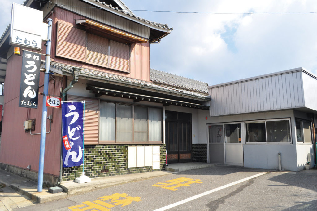 うどん通がこぞって通うのも納得。名店の味をぜひ！