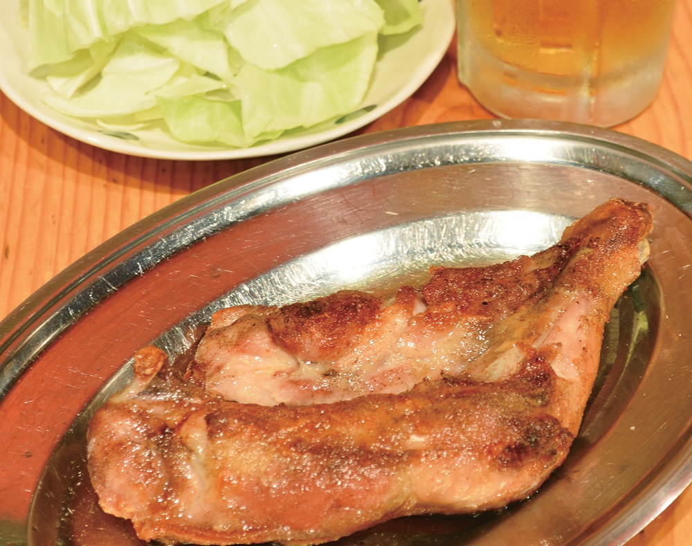 『さぬき名物 骨付鳥 田中屋』素材本来の味わいが楽しめる県内外からお客様が集まる名店