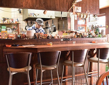 『Curry Bar Tavern』今日の絶品カレーはお楽しみ！お酒と一緒に嗜む大人のカレーBar