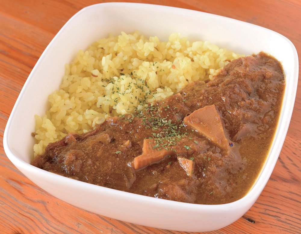 『Curry Bar Tavern』今日の絶品カレーはお楽しみ！お酒と一緒に嗜む大人のカレーBar