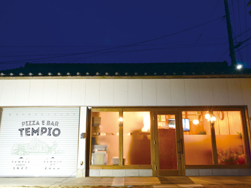 わざわざ足を運びたくなるお寺の中のピッツェリア