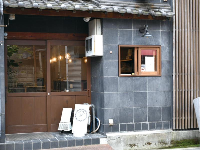 『内食てんとてん』日替わり豚汁定食とドリンクのお店【香川県高松市瓦町】