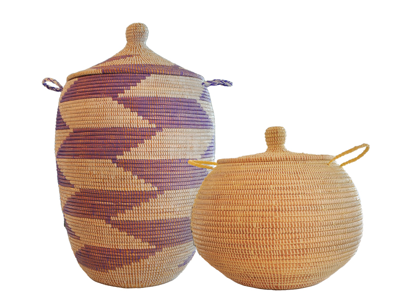 色鮮やかな雑貨が所狭しと並ぶ西アフリカ・セネガル専門の雑貨店