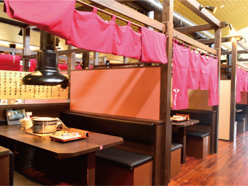 『京風もつ鍋と焼肉 てまへみそ』優しい甘さの京風もつ鍋と焼肉を楽しめるお店