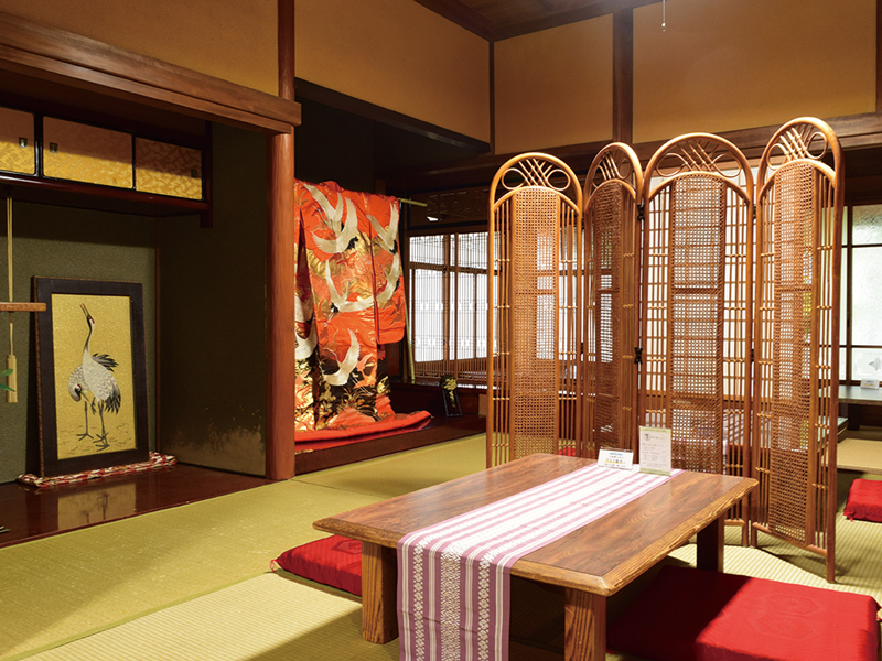 築100年以上の古民家をリノベーション 温かさに包まれる寛ぎのカフェがOPEN