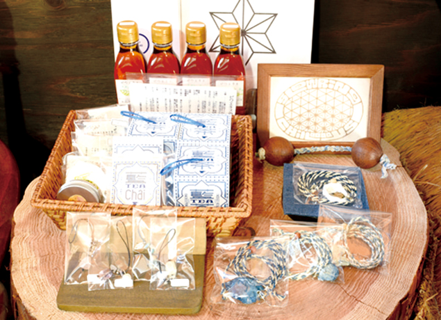 『Tonbiiiの工房&Natural space 銀鵄』“和を奏で和を繋ぐ”伝統工芸品の魅力に触れられる店