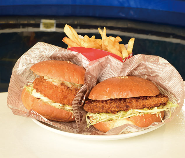 『つりぼりCafe ピラルク　ツリボリカフェ ピラルク』　室内で釣りを満喫できるカフェ