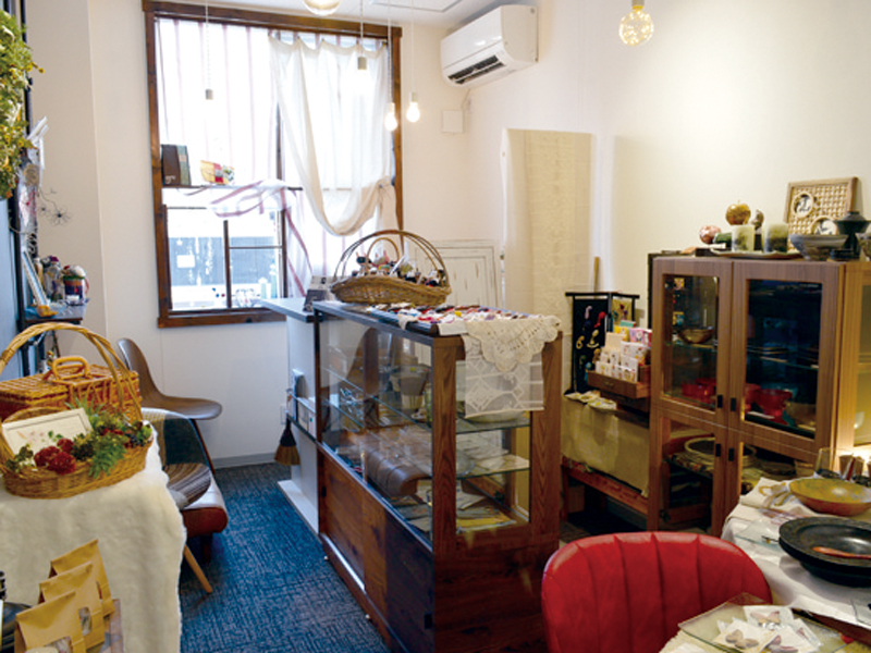 県内作家によるハンドメイド雑貨が集まるお店