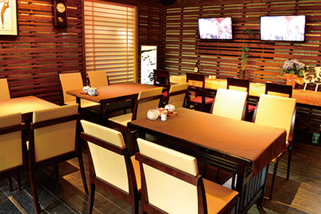 「日本料理　菊水」内に位置する隠れ家カフェ