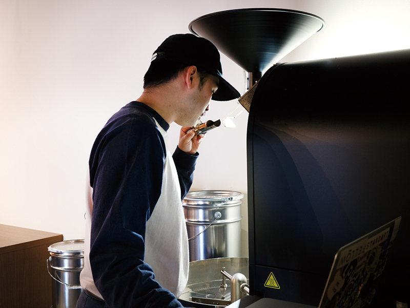 『VITAMIN COFFEE　バイタミンコーヒー』さまざまなライフスタイルに寄り添いリラックスできる時間を紡ぐ場所【香川県高松市瓦町】