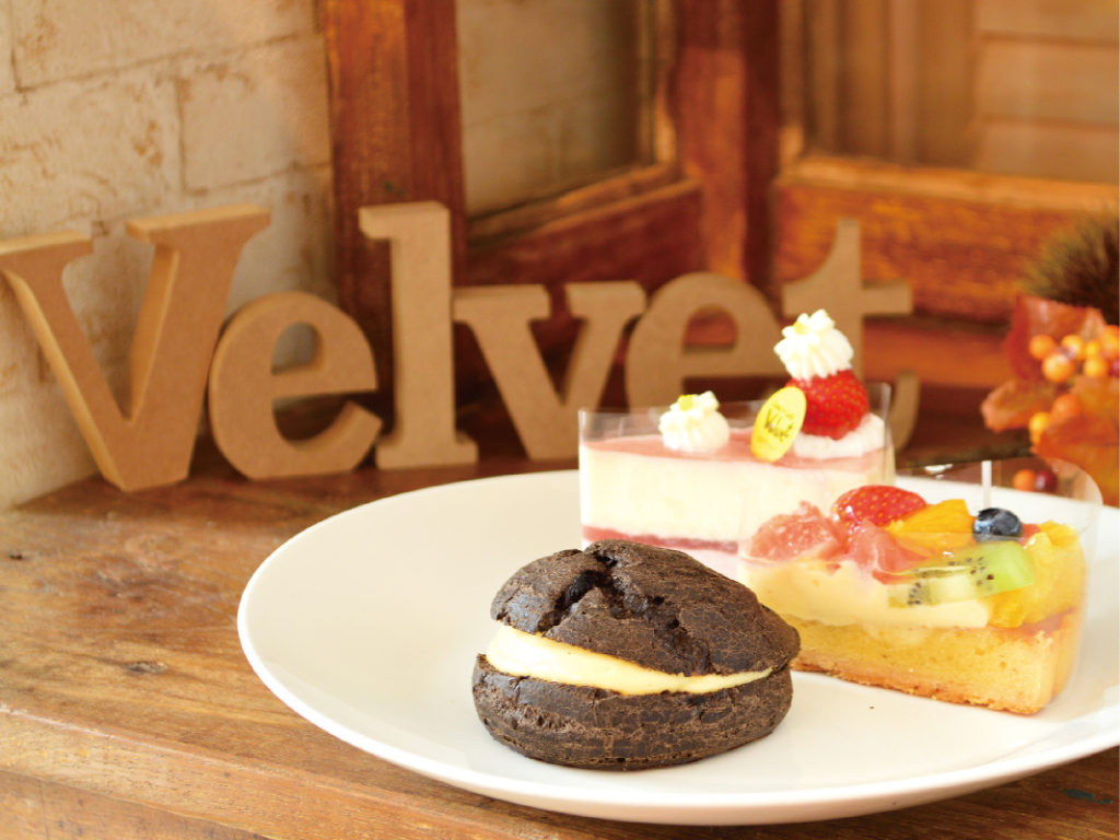 琴平出身のパティシエによるパティスリーがOPEN！『Cake＋Café Velvet』