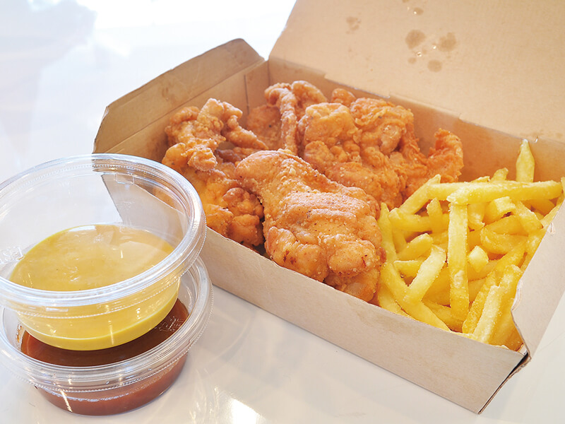 地産地消をテーマにワゴンカーで志度の食材のおいしさを伝える