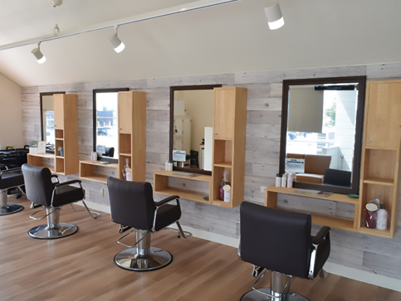 くせ毛・ダメージ毛を改善するスペシャリスト！