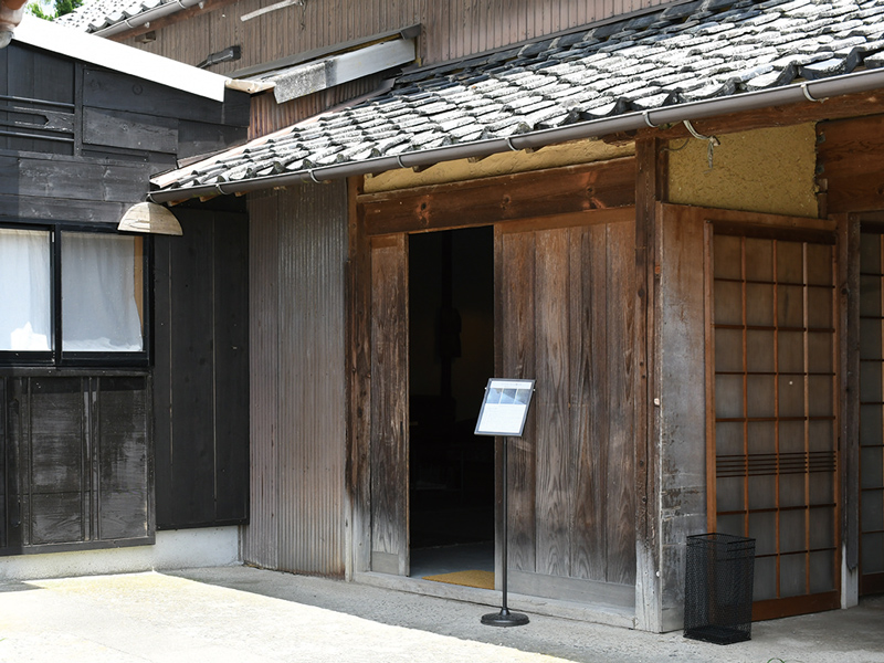 『やをら』歴史ある古民家で過ごすくつろぎの時間【香川県高松市香南町】