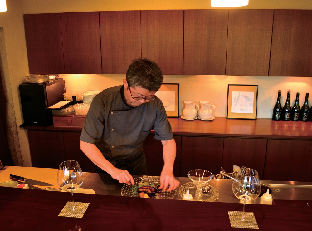 『CHEZ YOKOI　シェヨコイ』多くの美食家を唸らせる多度津の名店　完全予約制のフレンチレストラン