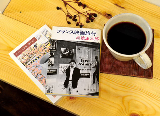 『古本屋 YOMS　フルホンヤ ヨムス』多彩な本と出会える『YOMS』が向かいのビルの1階へお引越し！