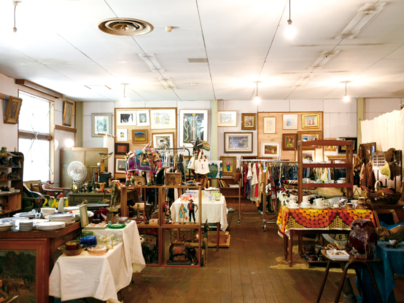 『アンチック よろずや』丸亀市の古道具店が移転OPEN！【香川県丸亀市飯山町】