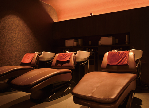 『HAIR ZERO 仏生山店』シャンプー台やセット面が広くなり居心地の良い快適空間へとリニューアル！